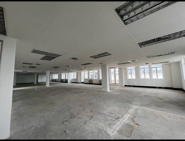 475M² OFFICE TO LET IN ILLOVO